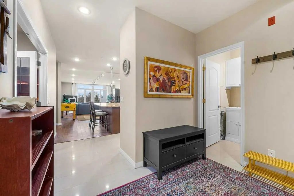 402, 103 10 Avenue Northwest, Calgary – Residential Apartment Listing Photo 4