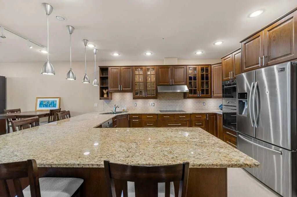 402, 103 10 Avenue Northwest, Calgary – Residential Apartment Listing Photo 9