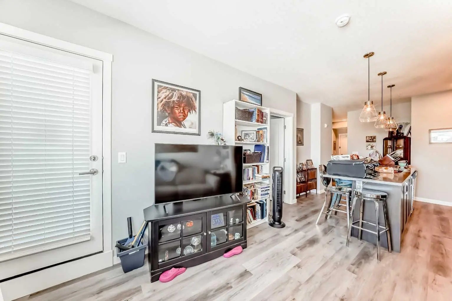 403, 200 Shawnee Square Southwest, Calgary – Residential Apartment Listing Photo 11