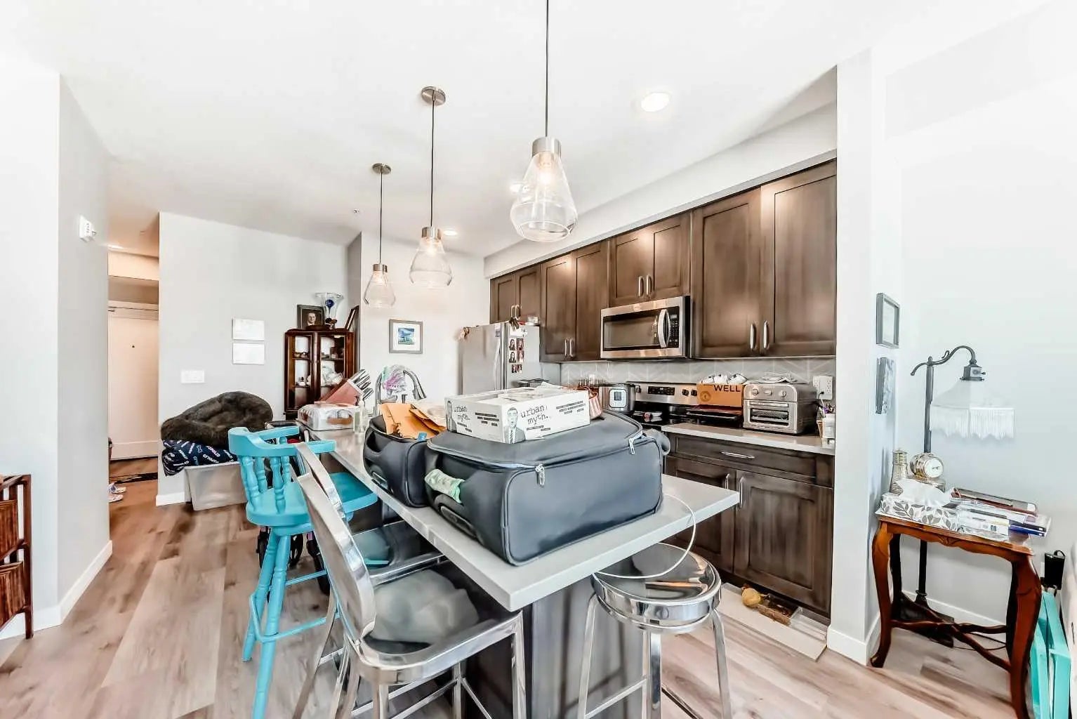 403, 200 Shawnee Square Southwest, Calgary – Residential Apartment Listing Photo 4