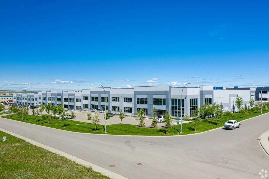 105, 18 Highland Park Way Ne, Airdrie