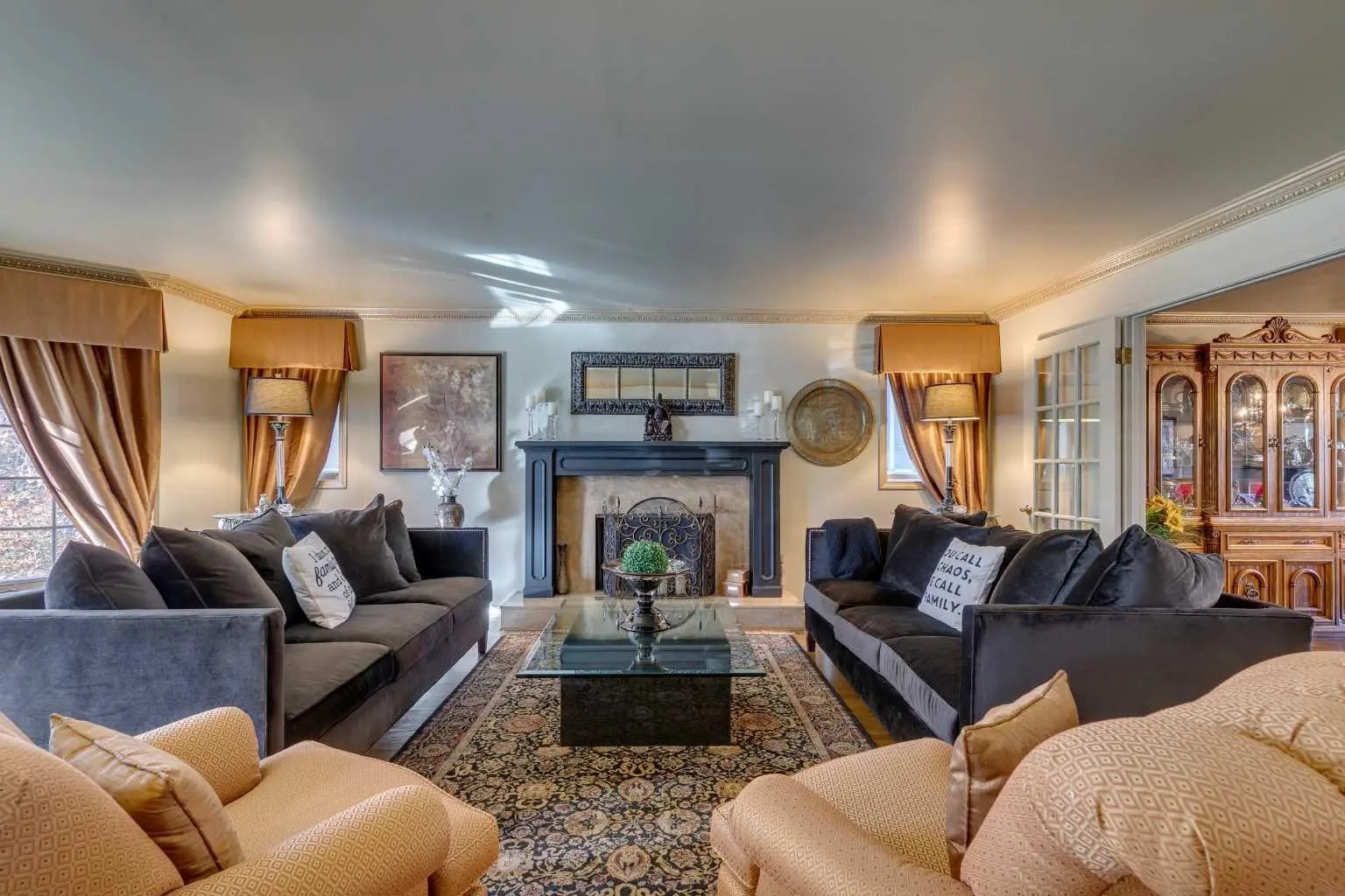 1302 Frontenac Avenue Southwest, Calgary – Residential Detached Listing Photo 3