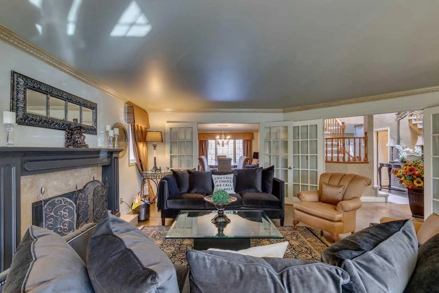 1302 Frontenac Avenue Southwest, Calgary – Residential Detached Listing Photo 4