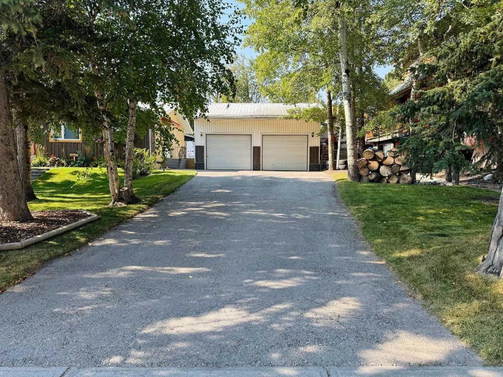 23 Barrier Mountain Drive  , Exshaw