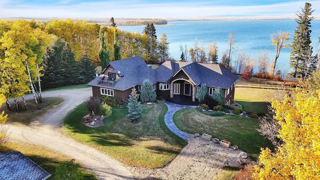 2210b Township Road 392  , Rural Lacombe County