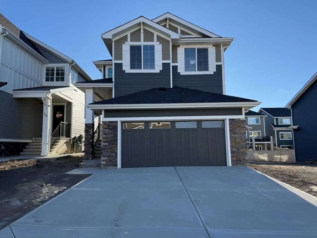 72 Sunrise Heath , Cochrane