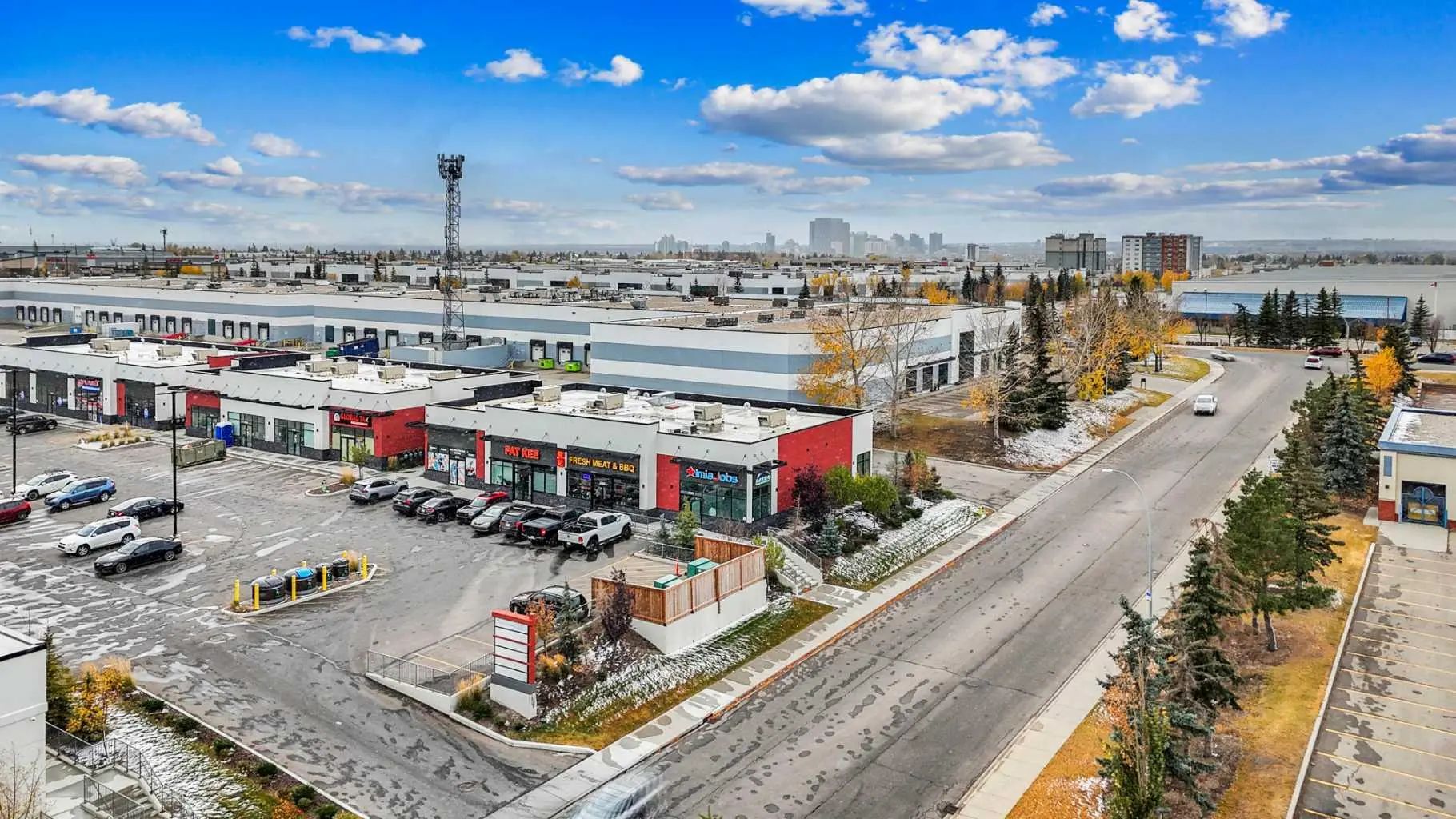 5102 2255 32 Street Northeast, Calgary – Commercial Retail Listing Photo 2