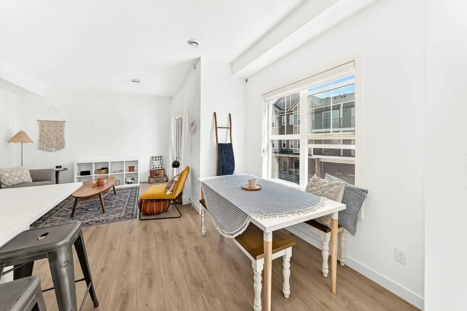 802 250 Fireside View , Cochrane – Residential Row/Townhouse Listing Photo 9