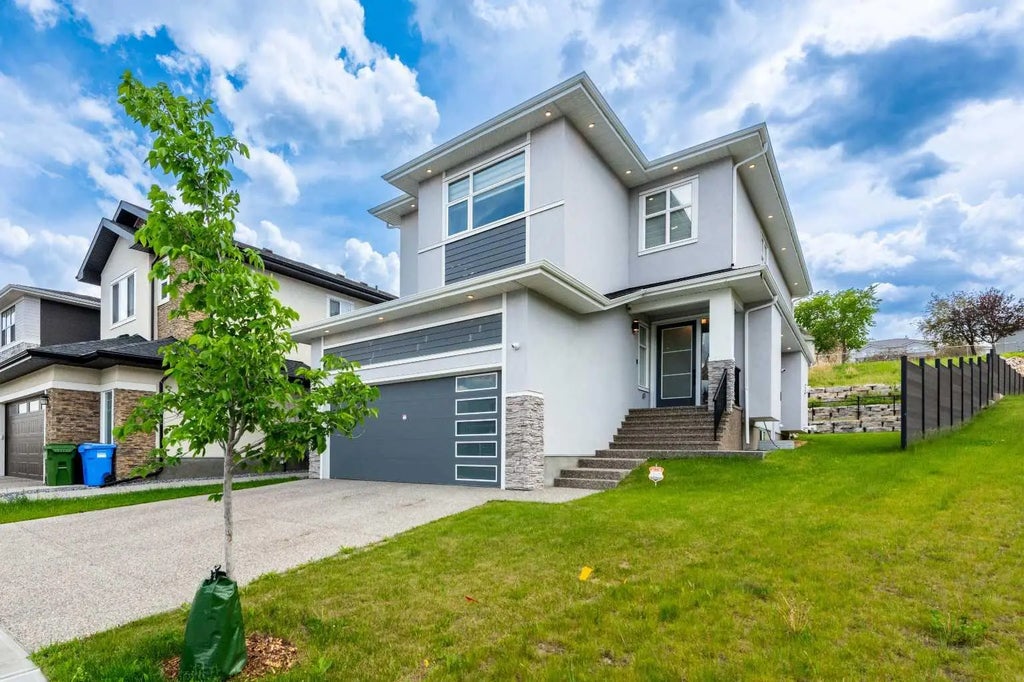 53 Hampstead Mews Nw, Calgary