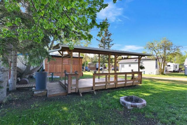 16 12040 Township Road 422  , Parkland Beach