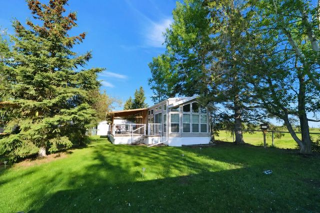 15 12040 Township Road 422  , Parkland Beach