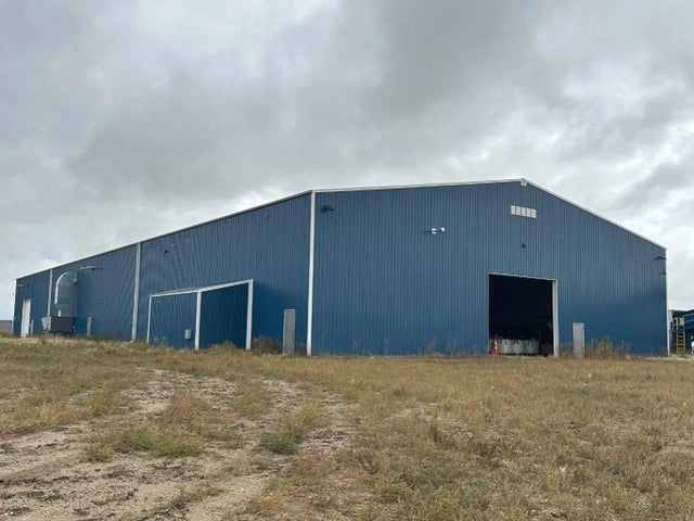 0n Highway 886  W, Cereal