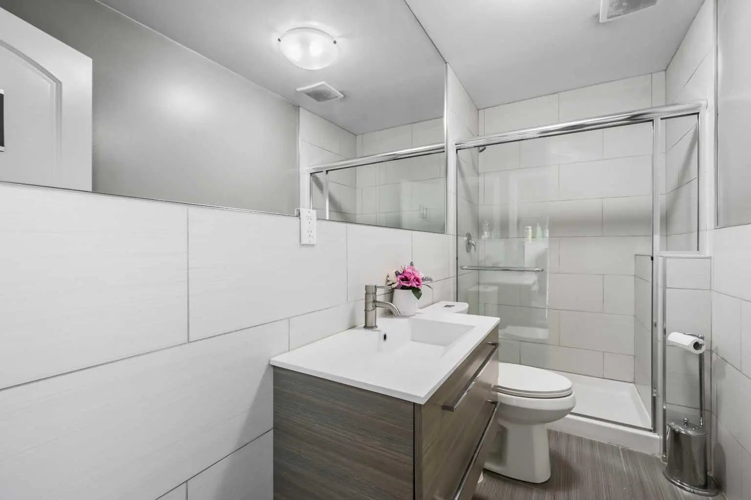 232 8a Street Northeast, Calgary – Commercial Mixed Use Listing Photo 20