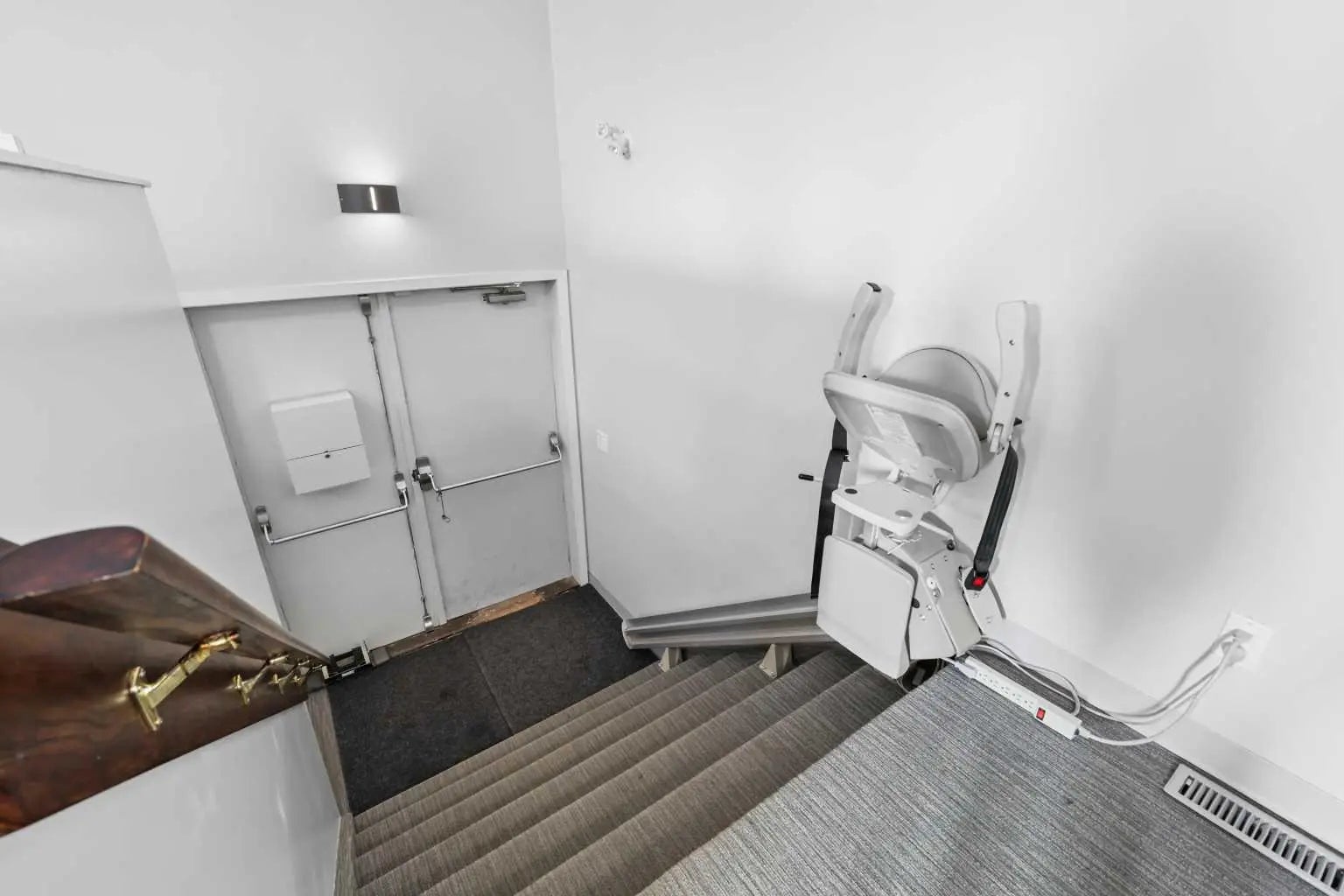 232 8a Street Northeast, Calgary – Commercial Mixed Use Listing Photo 22