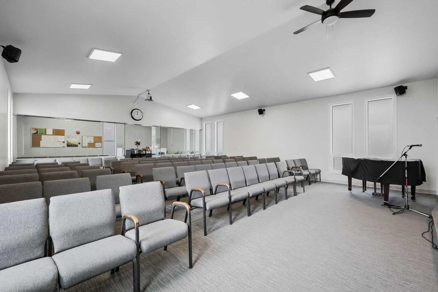 232 8a Street Northeast, Calgary – Commercial Mixed Use Listing Photo 9