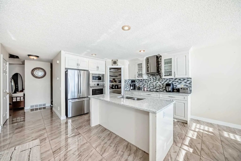 41 Covette Bay Ne, Calgary
