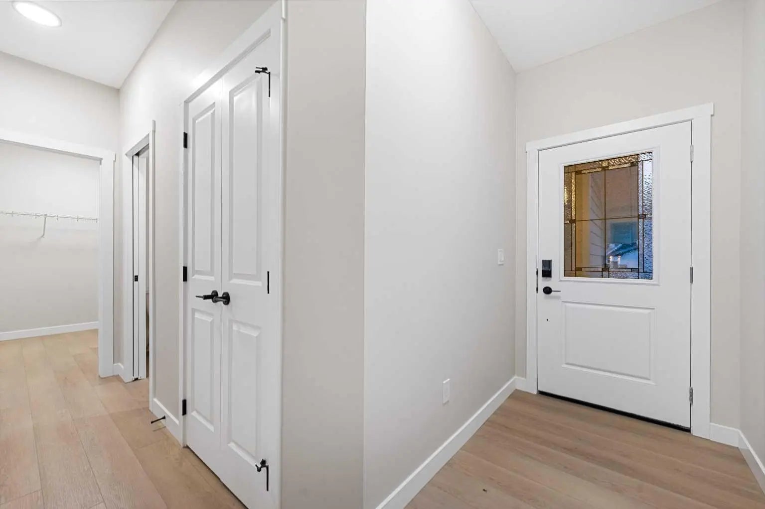 128 Versant Point Southwest, Calgary – Residential Detached Listing Photo 3