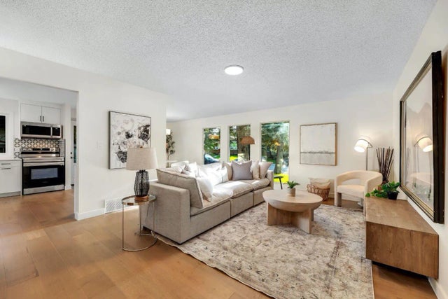 212 Midlawn Close Se, Calgary