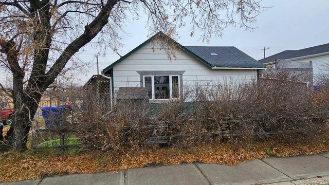 5202 Victoria Avenue , Coronation