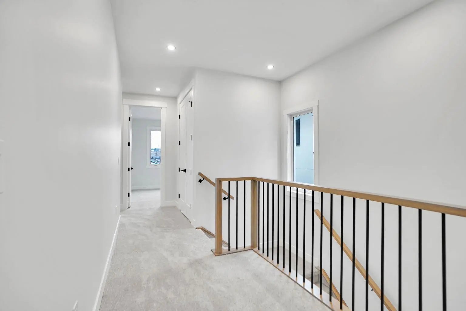 8526 47 Avenue Northwest, Calgary – Residential Semi Detached (Half Duplex) Listing Photo 36