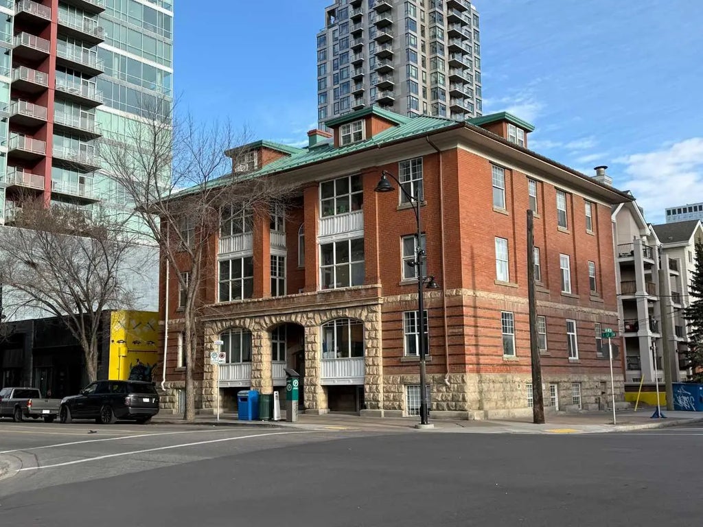 1324 1 Street Sw, Calgary
