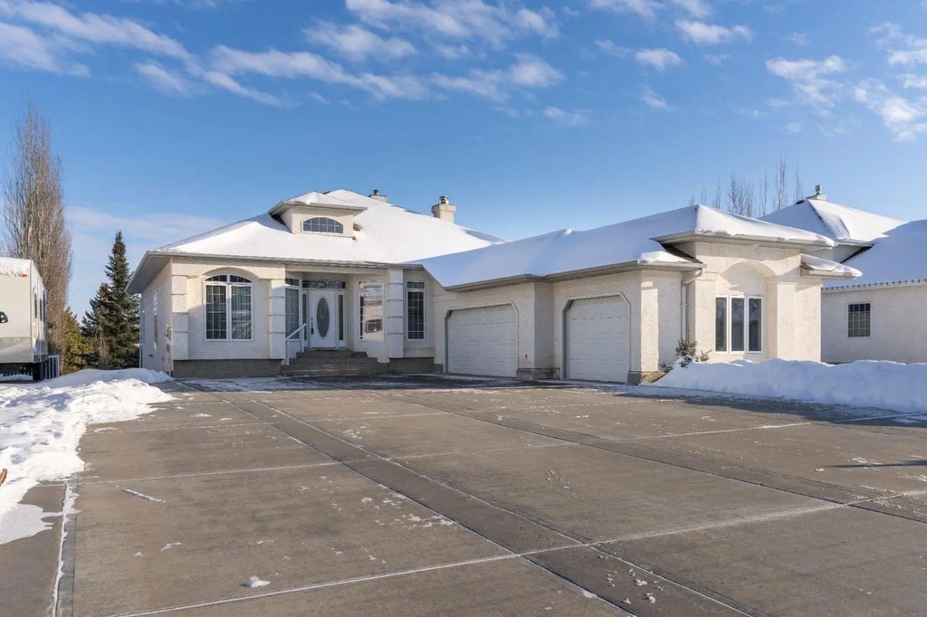 5315 60 Street , Camrose