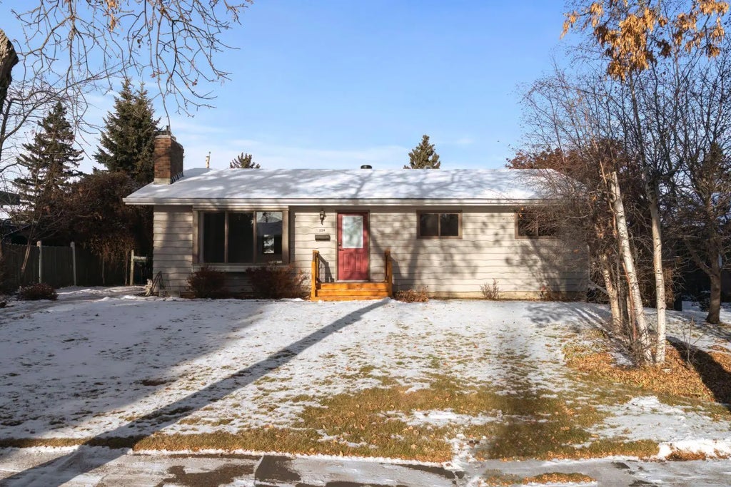 5714 48b Avenue , Camrose