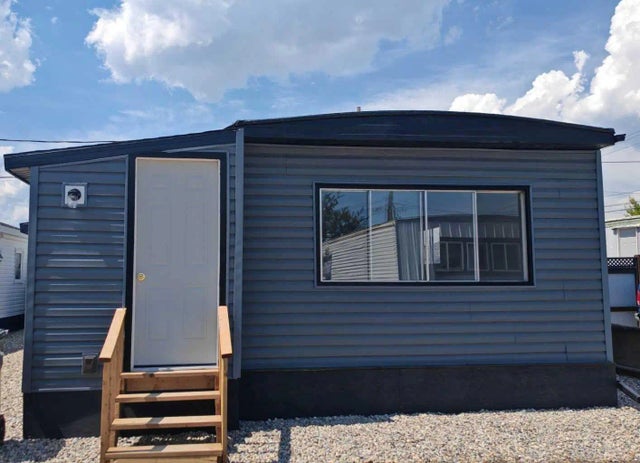 30, 2106 50 Street Se, Calgary