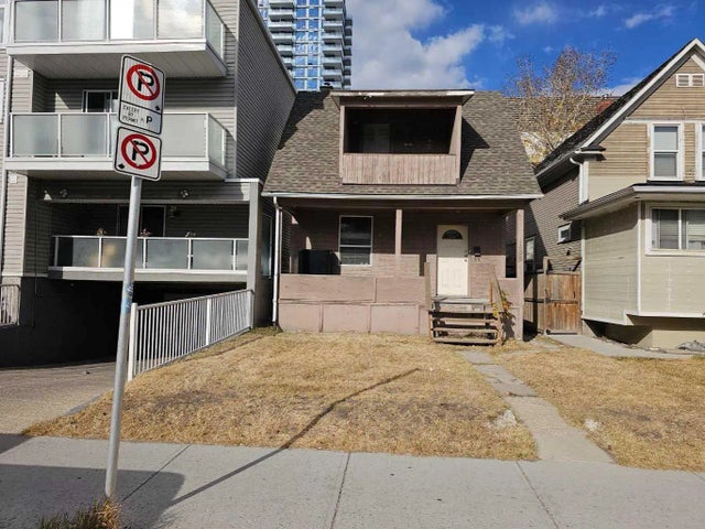 1522 11 Avenue Sw, Calgary