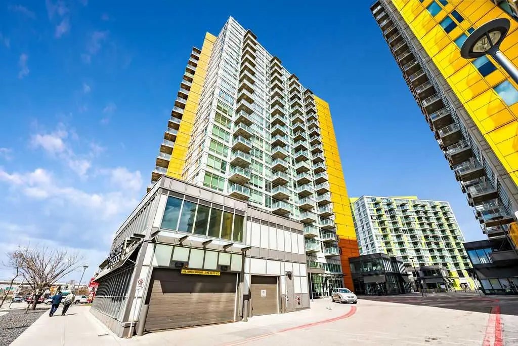 1906, 3830 Brentwood Road Northwest, Calgary – Residential Apartment Listing Photo 2