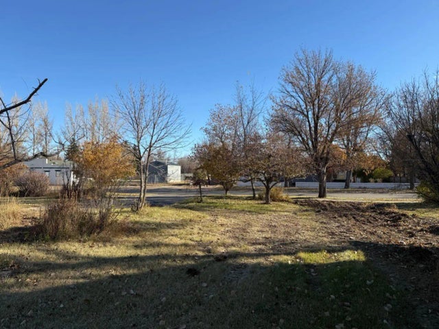 410 Grand Avenue , Carmangay