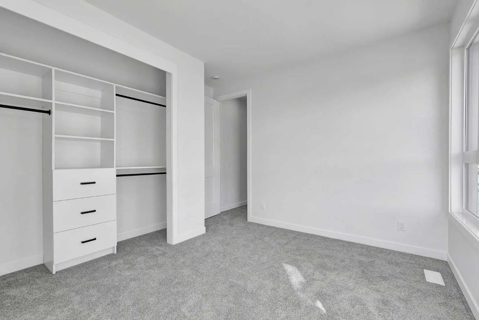 4903 Bowness Road Northwest, Calgary – Residential Row/Townhouse Listing Photo 12