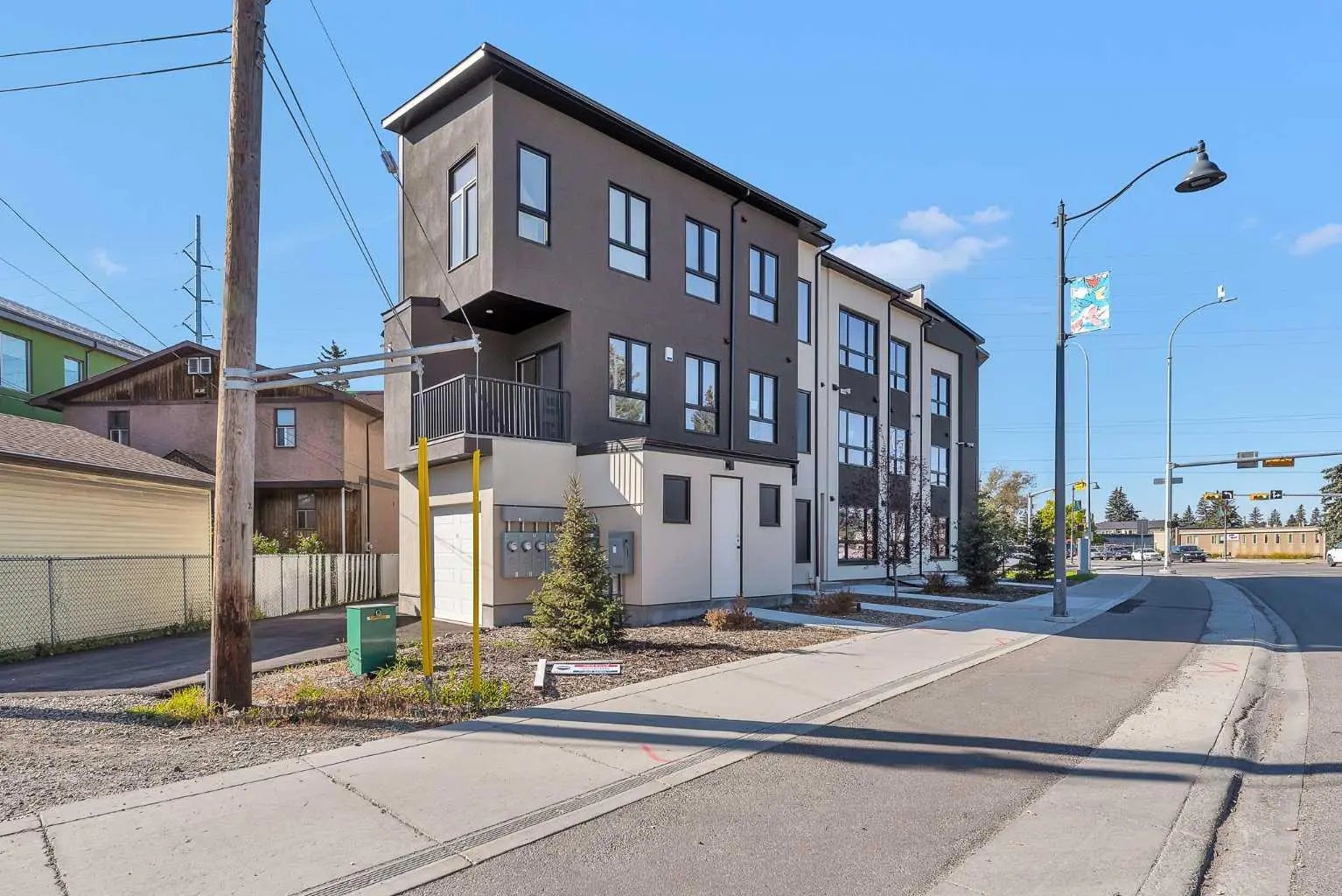 4903 Bowness Road Northwest, Calgary – Residential Row/Townhouse Listing Photo 19