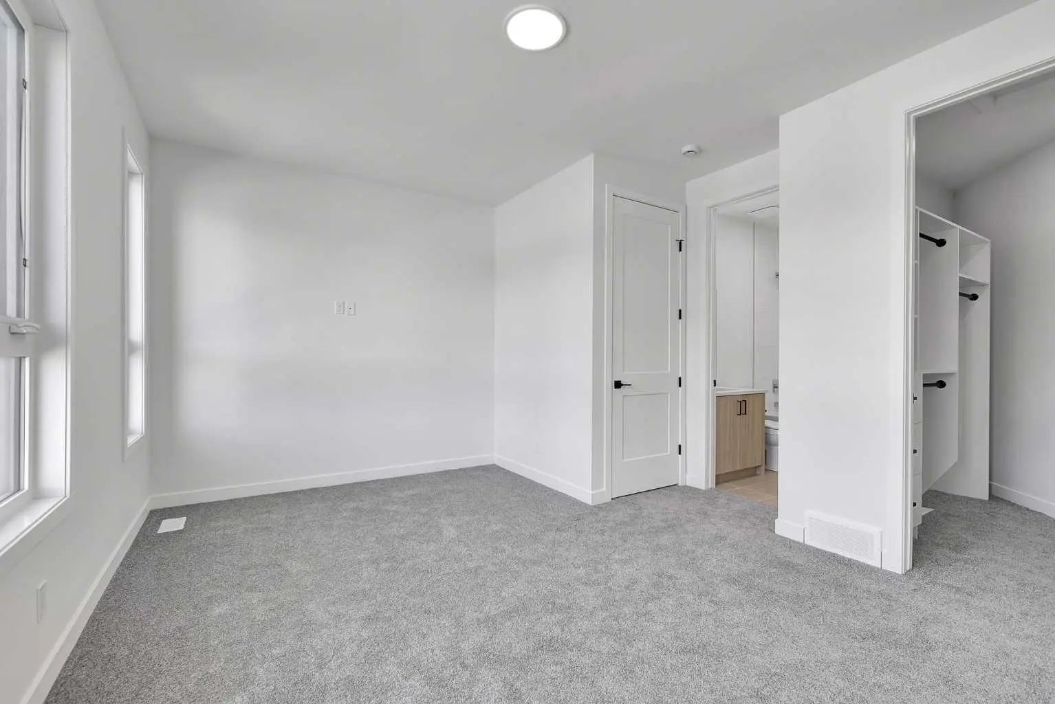 4905 Bowness Road Northwest, Calgary – Residential Row/Townhouse Listing Photo 10