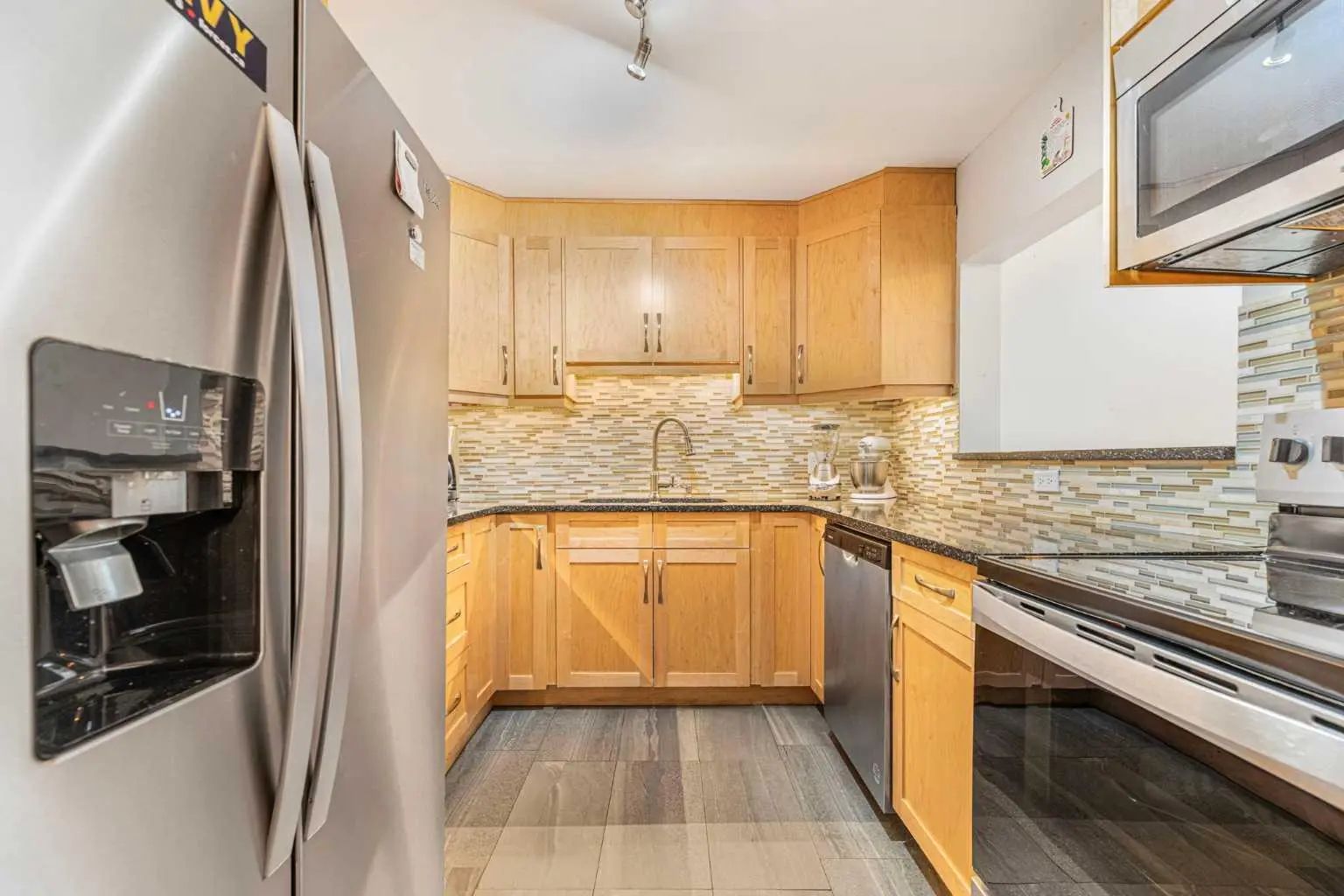 410 3730 50 Street Northwest, Calgary – Residential Apartment Listing Photo 3