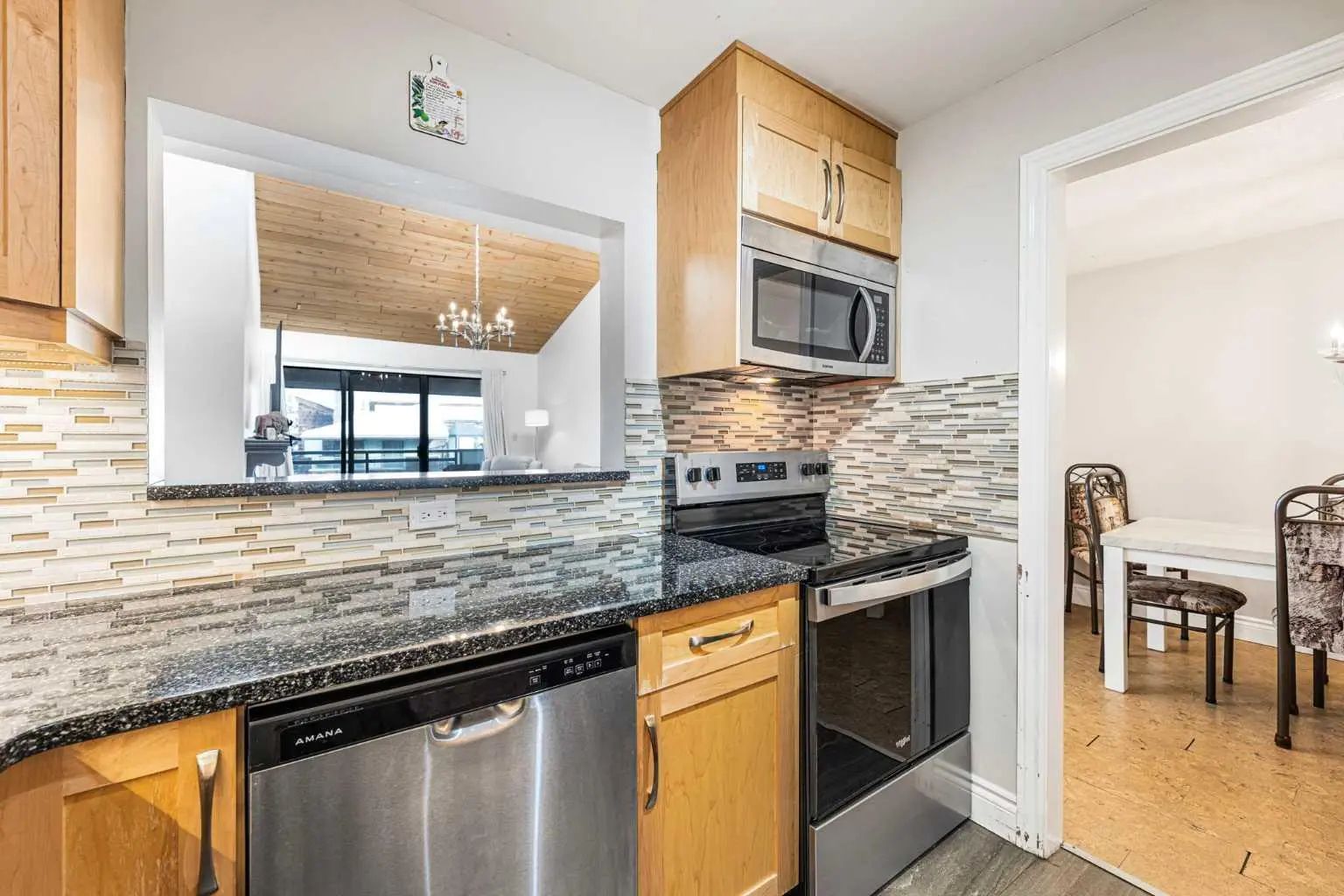 410 3730 50 Street Northwest, Calgary – Residential Apartment Listing Photo 6