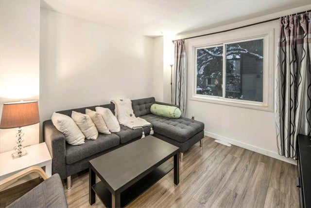 33, 4936 Dalton Drive Nw, Calgary