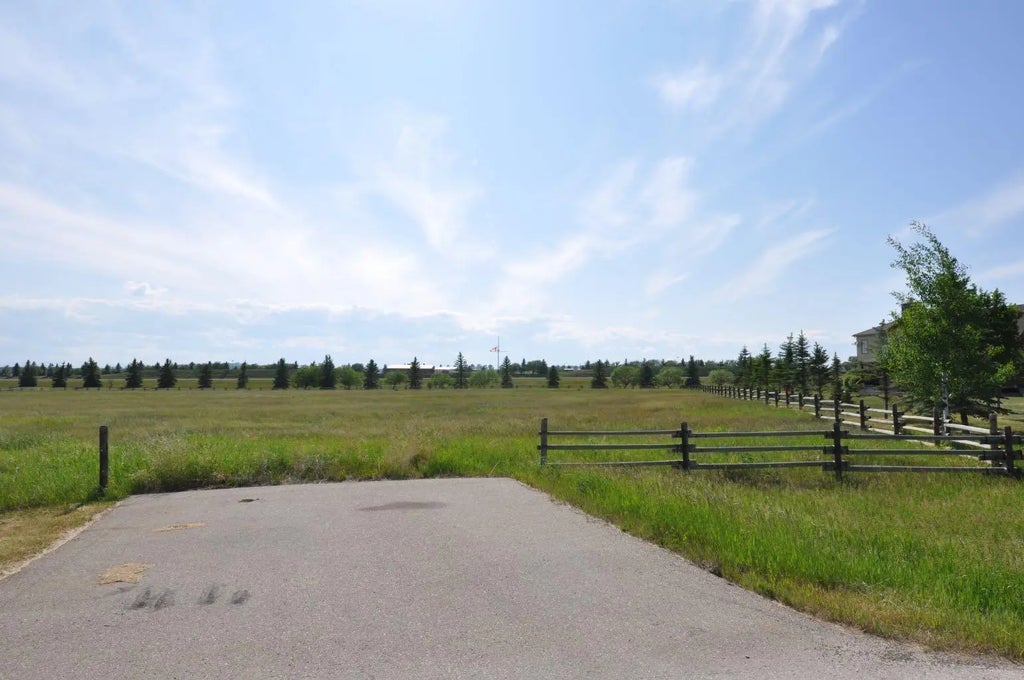 306059 24 Street W, Rural Foothills County