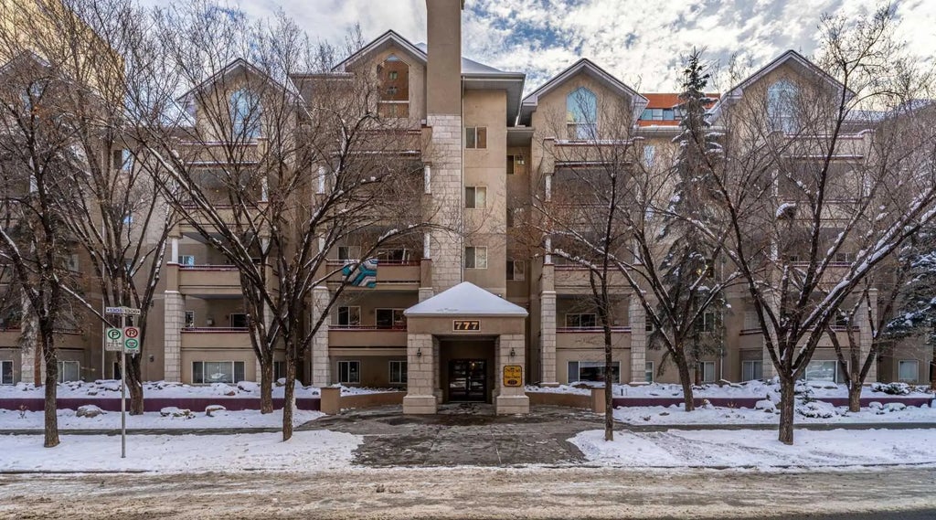 109, 777 3 Avenue Sw, Calgary