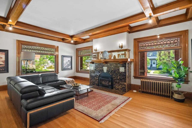 Photo for MLS®# A2273739 - home for sale at 1933 5 Street Southwest, Cliff Bungalow, Calgary Alberta