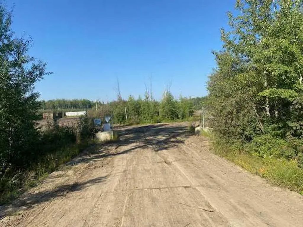 308 3rd Street , Fox Creek
