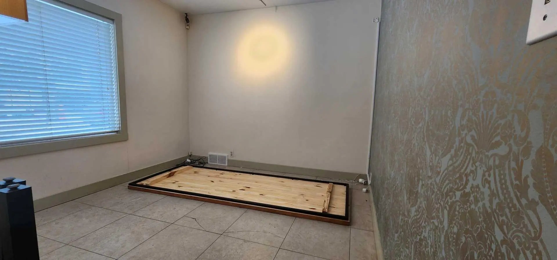 601 Marsh Road Northeast, Calgary – Commercial Mixed Use Listing Photo 9