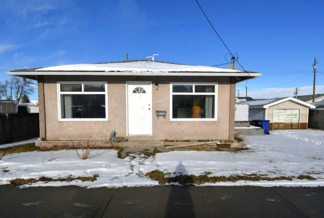 135 21 Street , Fort Macleod