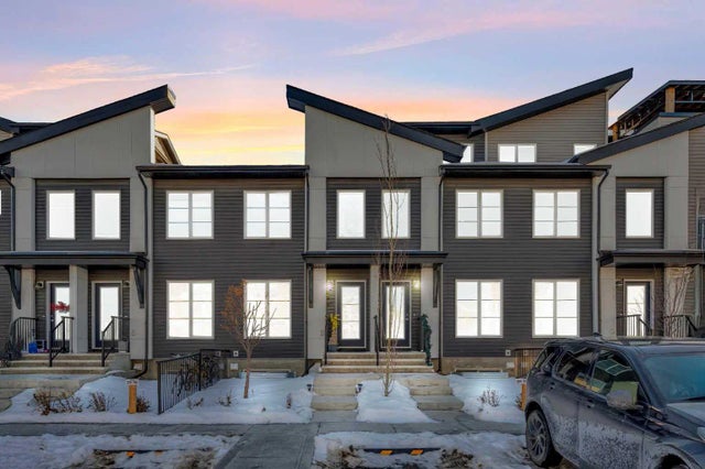 304, 474 Seton Circle Se, Calgary