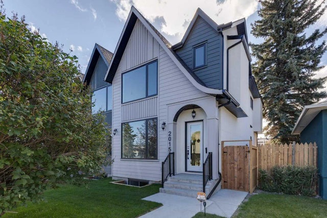 2015 23 Avenue Nw, Calgary
