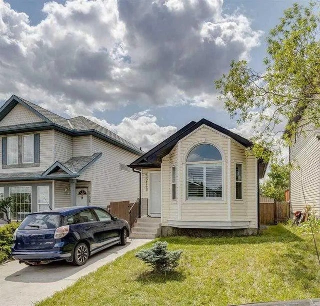 2142 Country Hills Circle Nw, Calgary