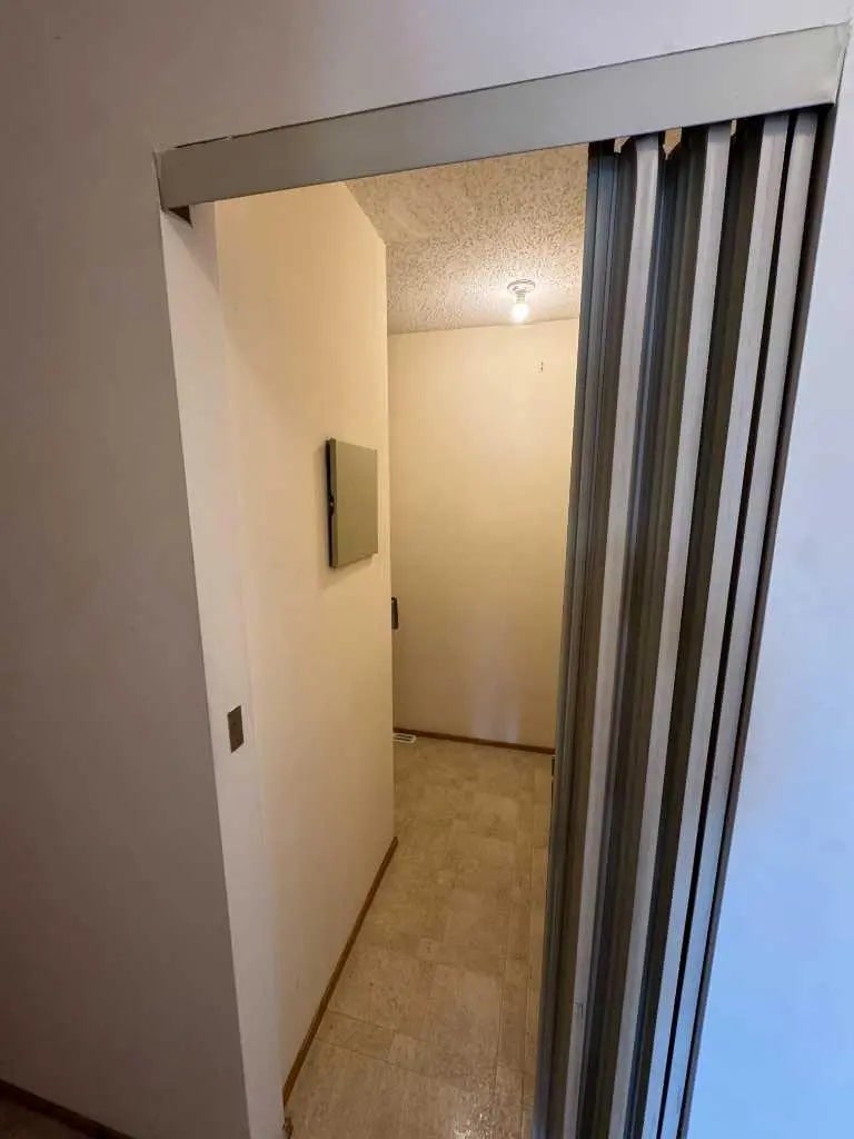 1-7, 2515 First Avenue Northwest, Calgary – Multi-Family Apartment Listing Photo 10