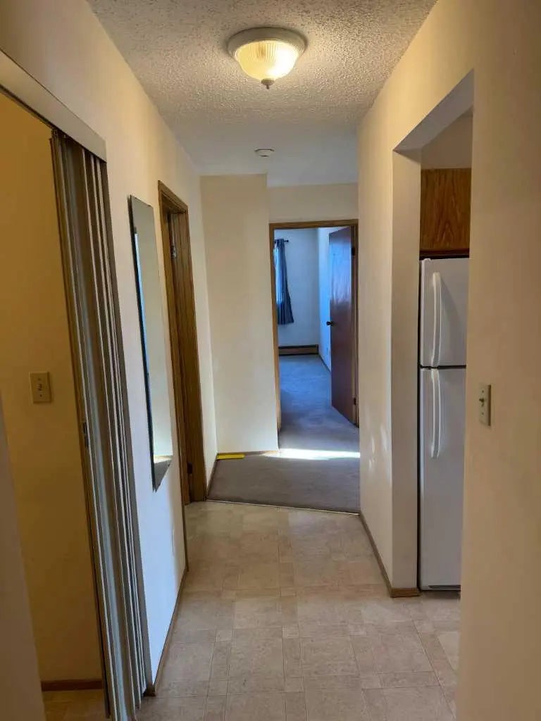 1-7, 2515 First Avenue Northwest, Calgary – Multi-Family Apartment Listing Photo 6