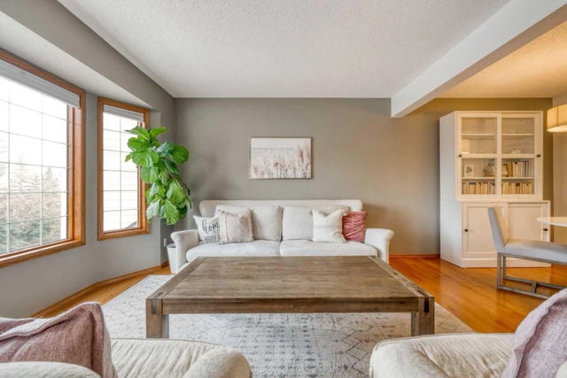 5 Patina Point Sw, Calgary