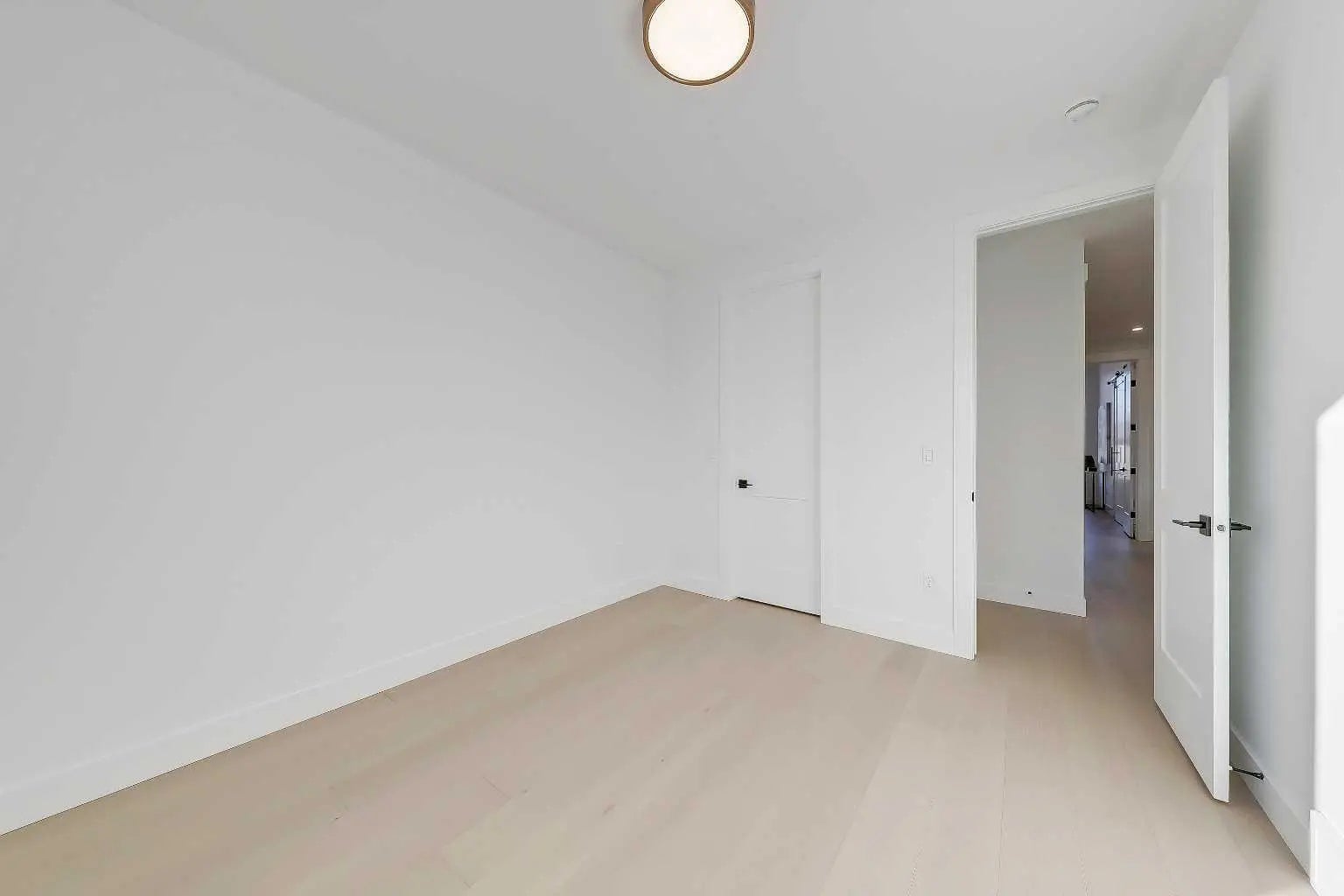 732 33a Street Northwest, Calgary – Residential Semi Detached (Half Duplex) Listing Photo 30